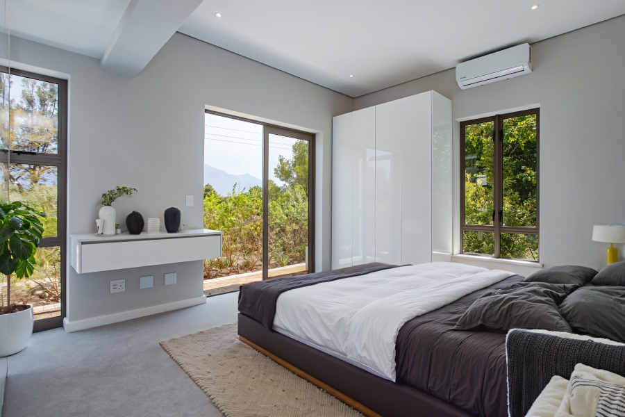 4 Bedroom Property for Sale in Pearl Valley at Val de Vie Western Cape